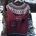 Saar | Warm Sweater with Classic Shoulder Design